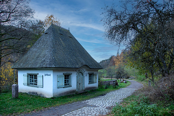 Gate Keepers House and Lane