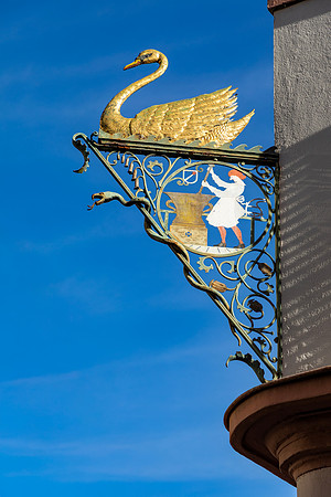 Schwan Pharmacie